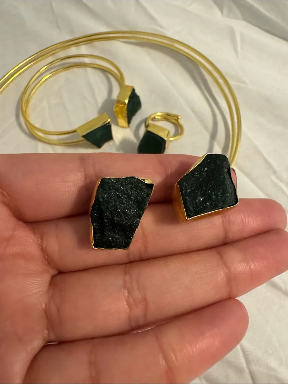 Gold Tone Jewelry Set with Natural Green Stone